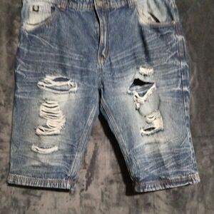 Switch Remarkable Men's Distressed Jeans Size 40